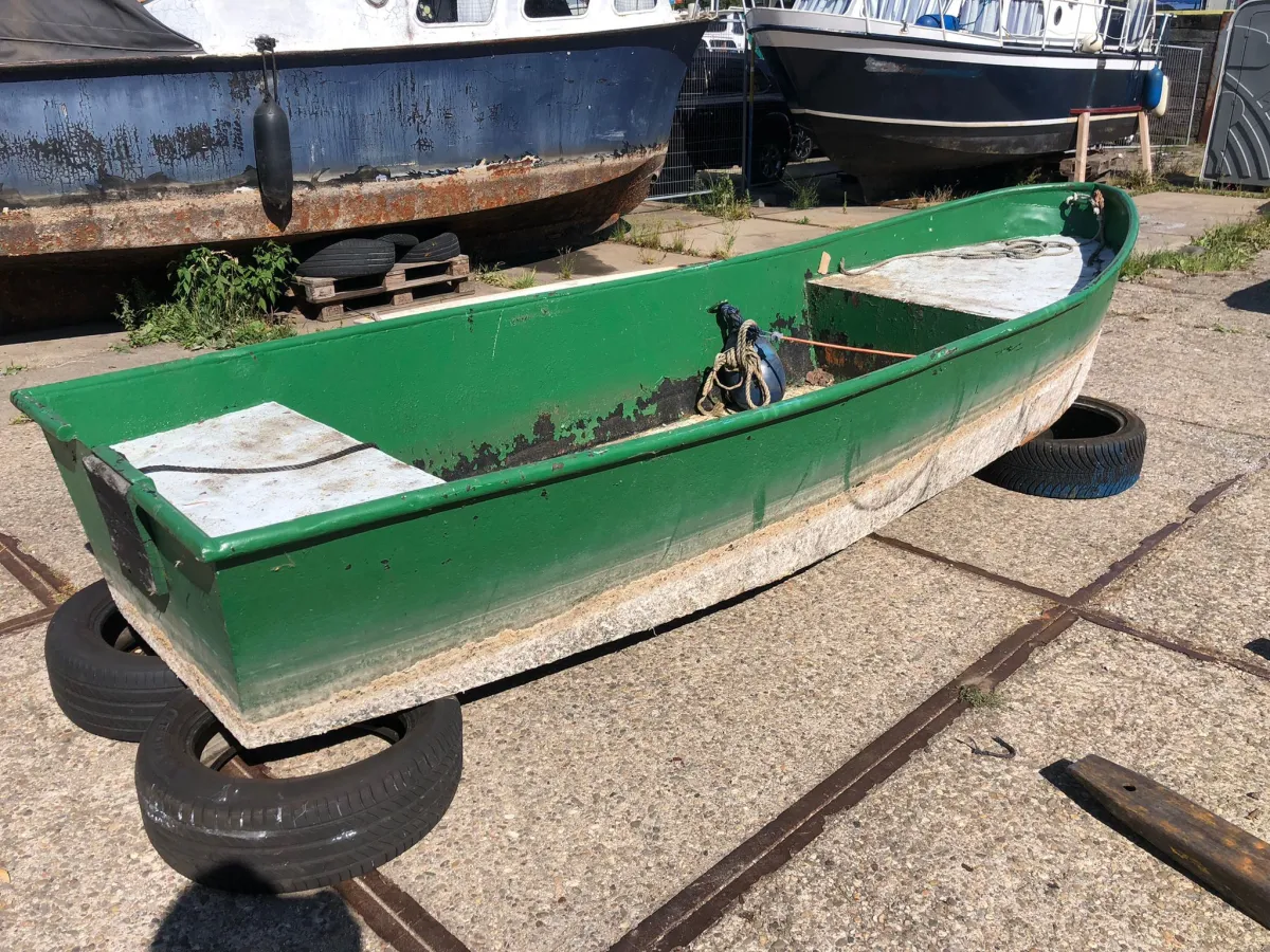 Steel Budgetboat Rowing boat 400