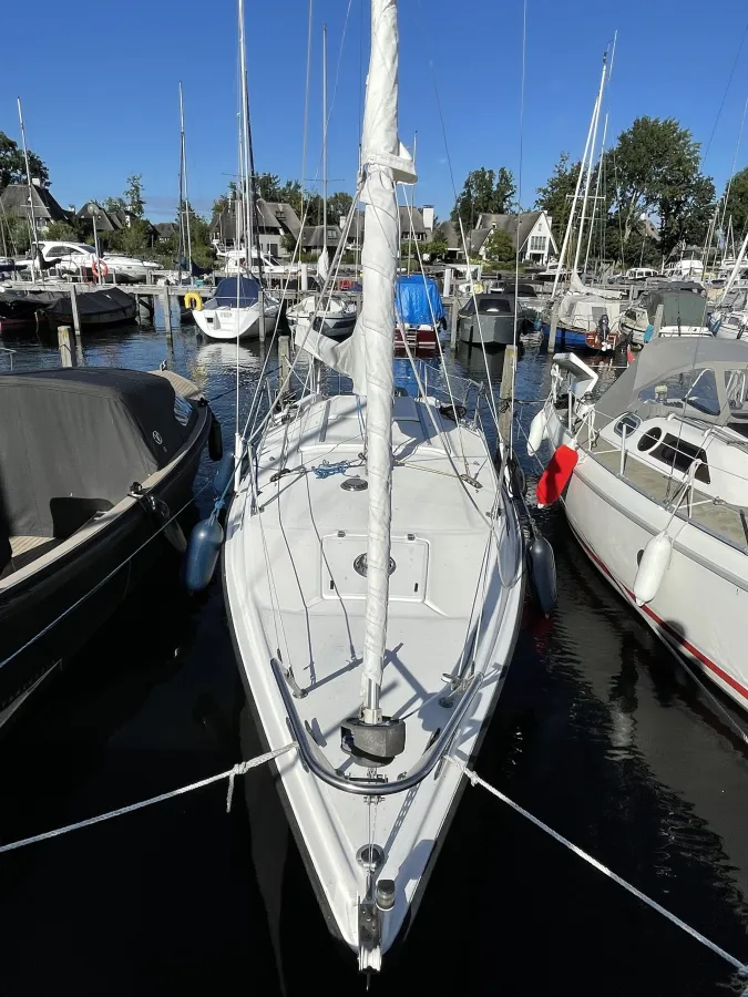 Polyester Sailboat MacGregor 26S