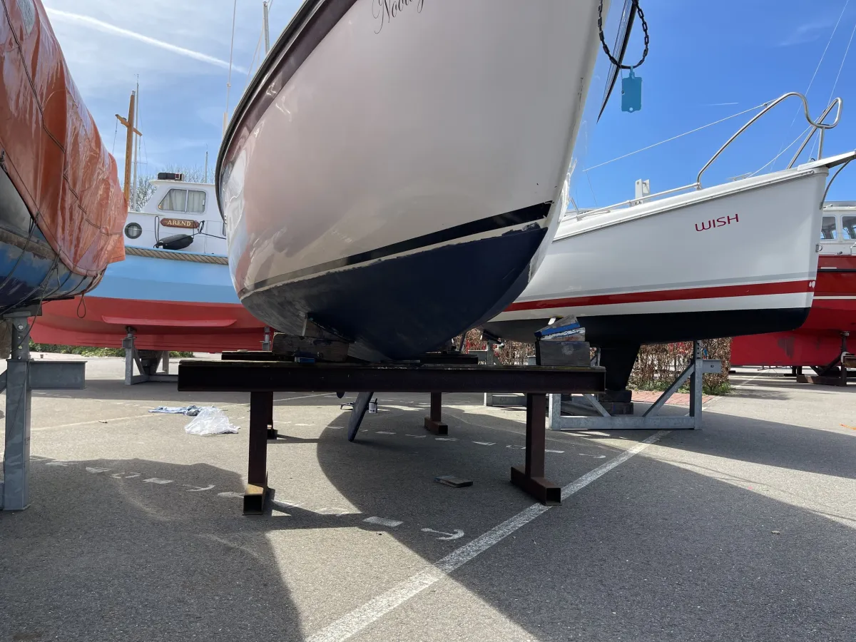 Polyester Sailboat MacGregor 26S