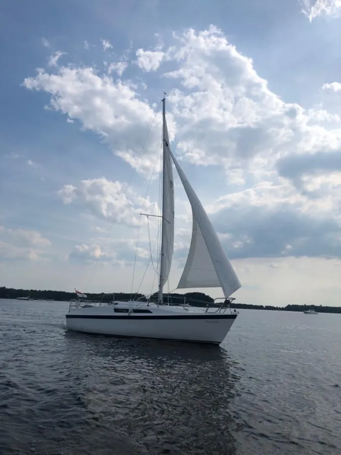 Polyester Sailboat MacGregor 26S