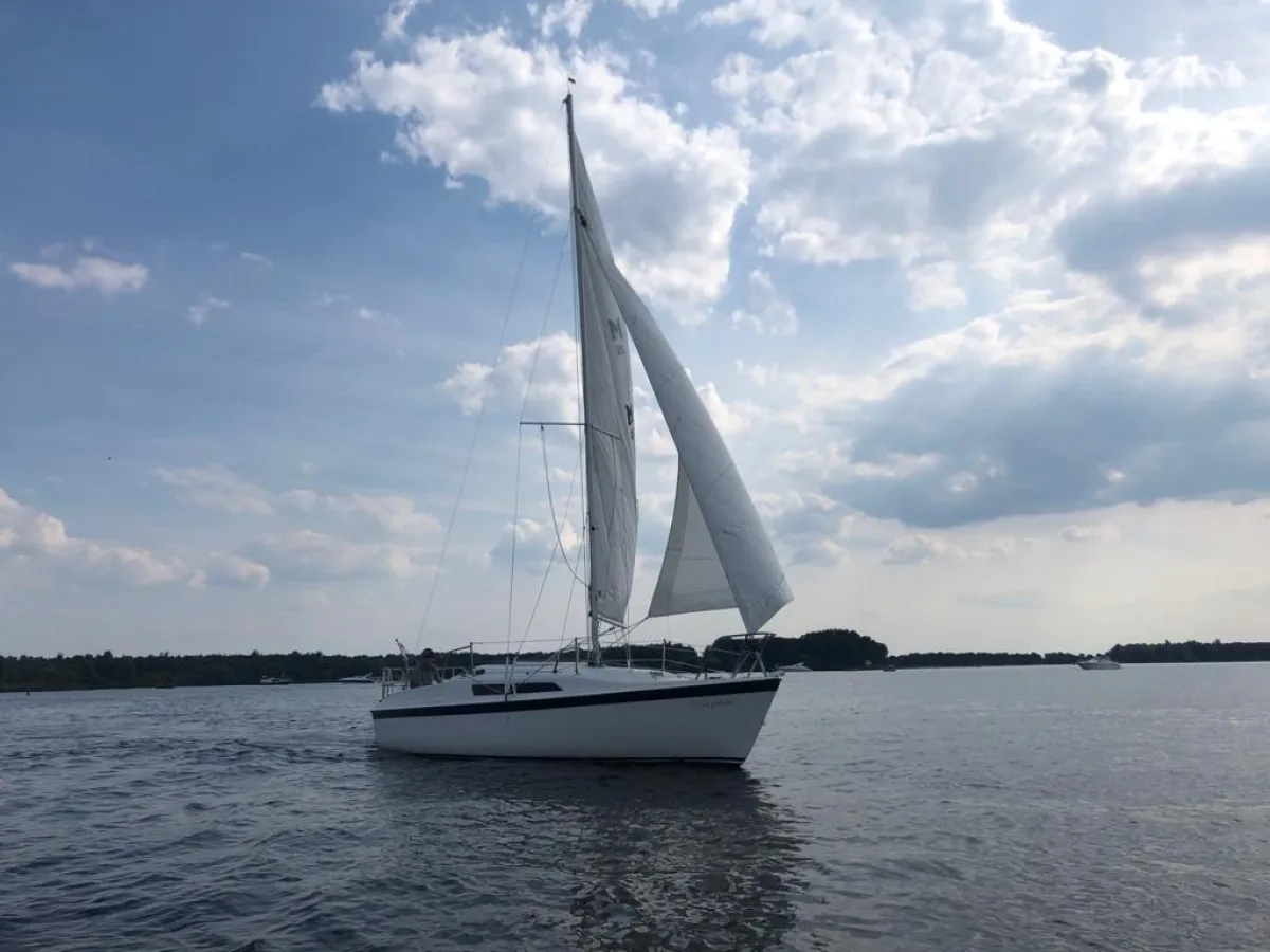 Polyester Sailboat MacGregor 26S