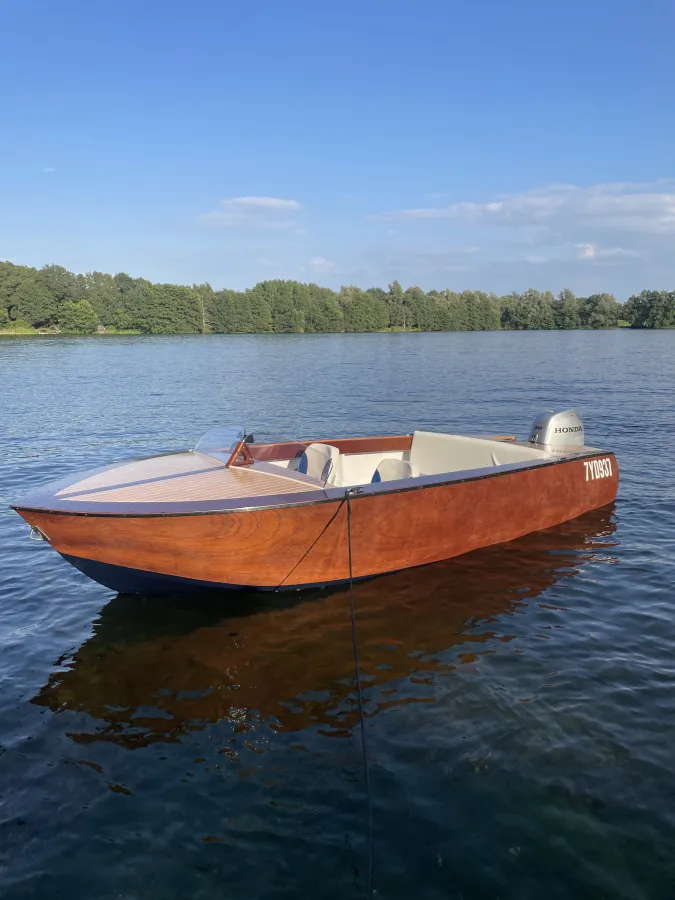 Wood Speedboat Malahini Runabout