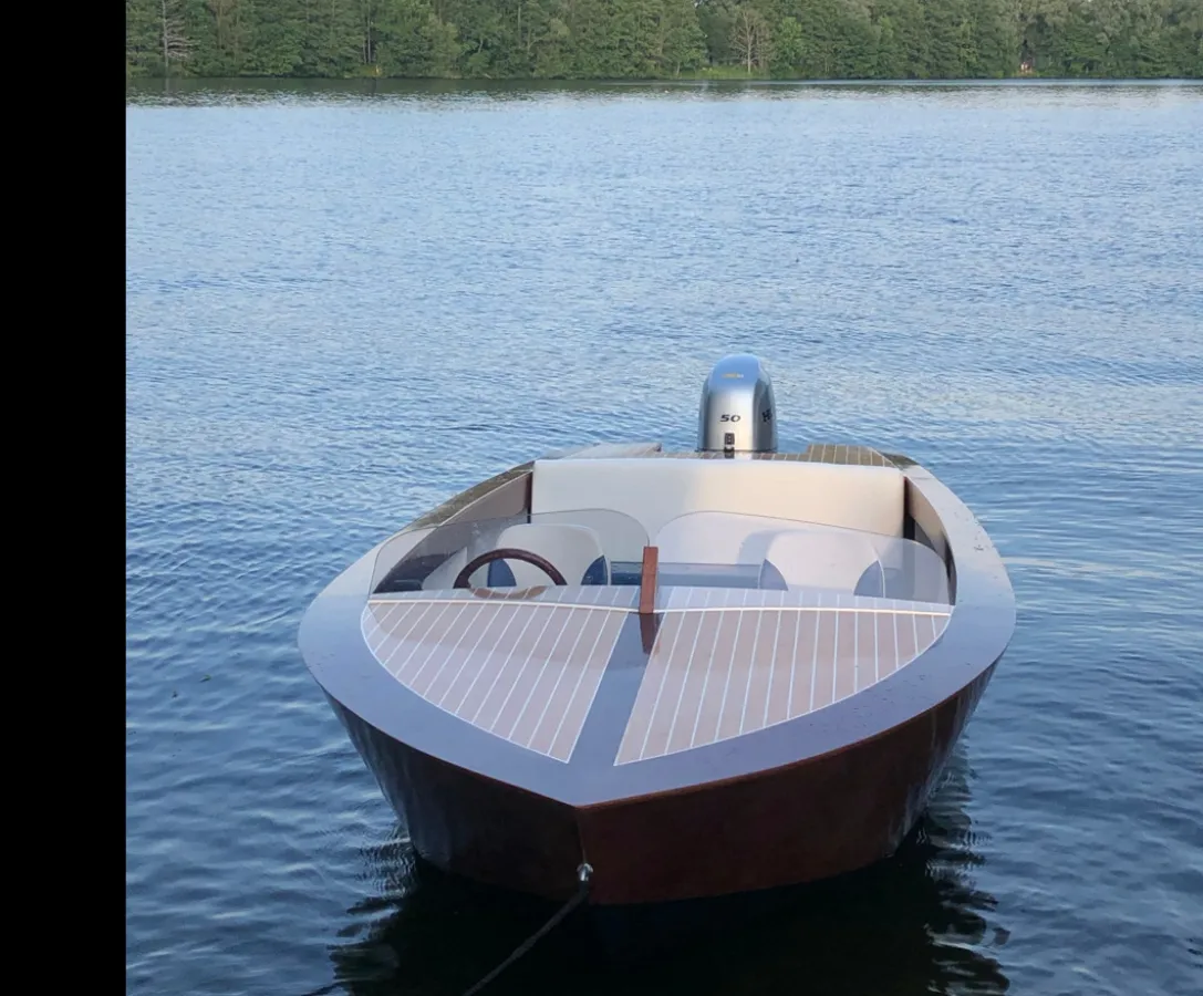 Wood Speedboat Malahini Runabout