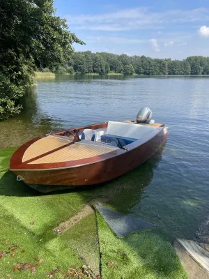 Wood Speedboat Malahini Runabout Photo 7