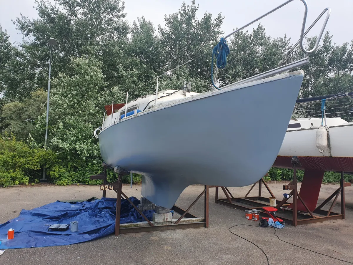 Polyester Sailboat Compromis 720