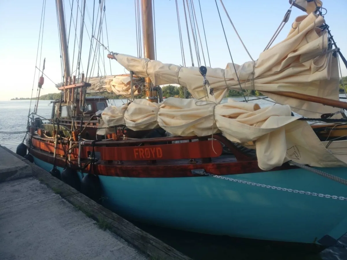 Wood Sailboat Colin Archer Moen & Sons