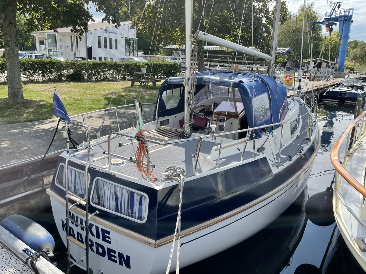 Polyester Sailboat Compass 31 Ketch