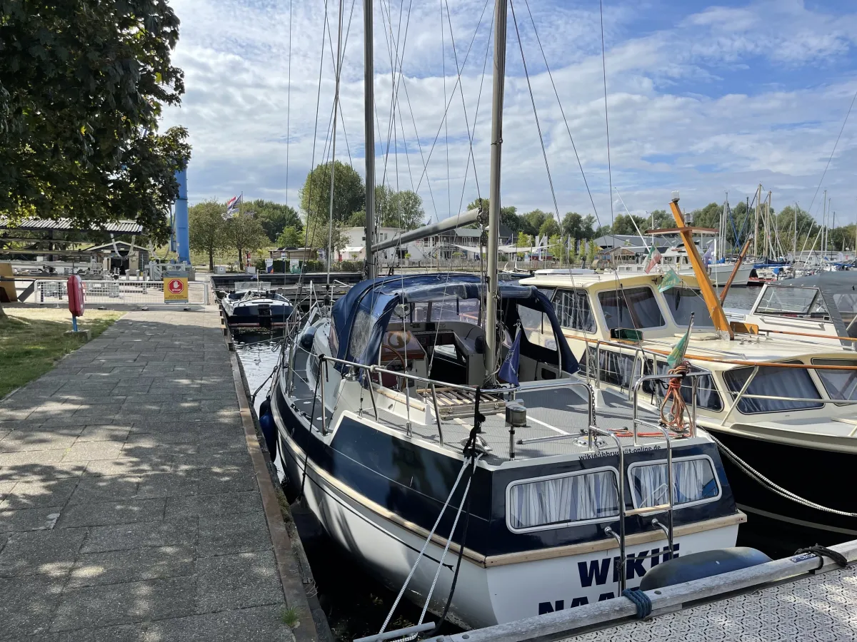 Polyester Sailboat Compass 31 Ketch