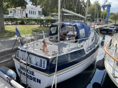 Polyester Sailboat Compass 31 Ketch Photo 28