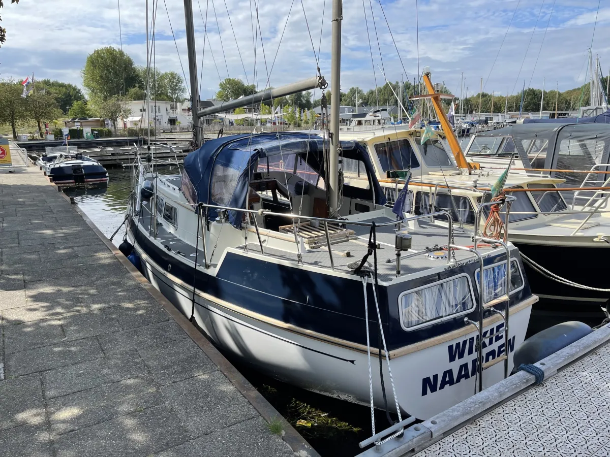 Polyester Sailboat Compass 31 Ketch