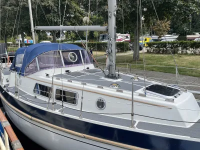 Polyester Sailboat Compass 31 Ketch Photo 65