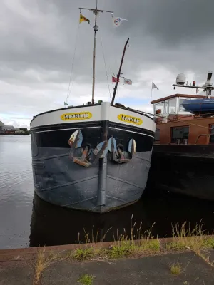 Steel Houseboat Spits 2950 Photo 19