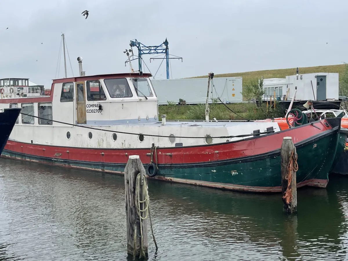 Steel Houseboat Tjalk Woonschip