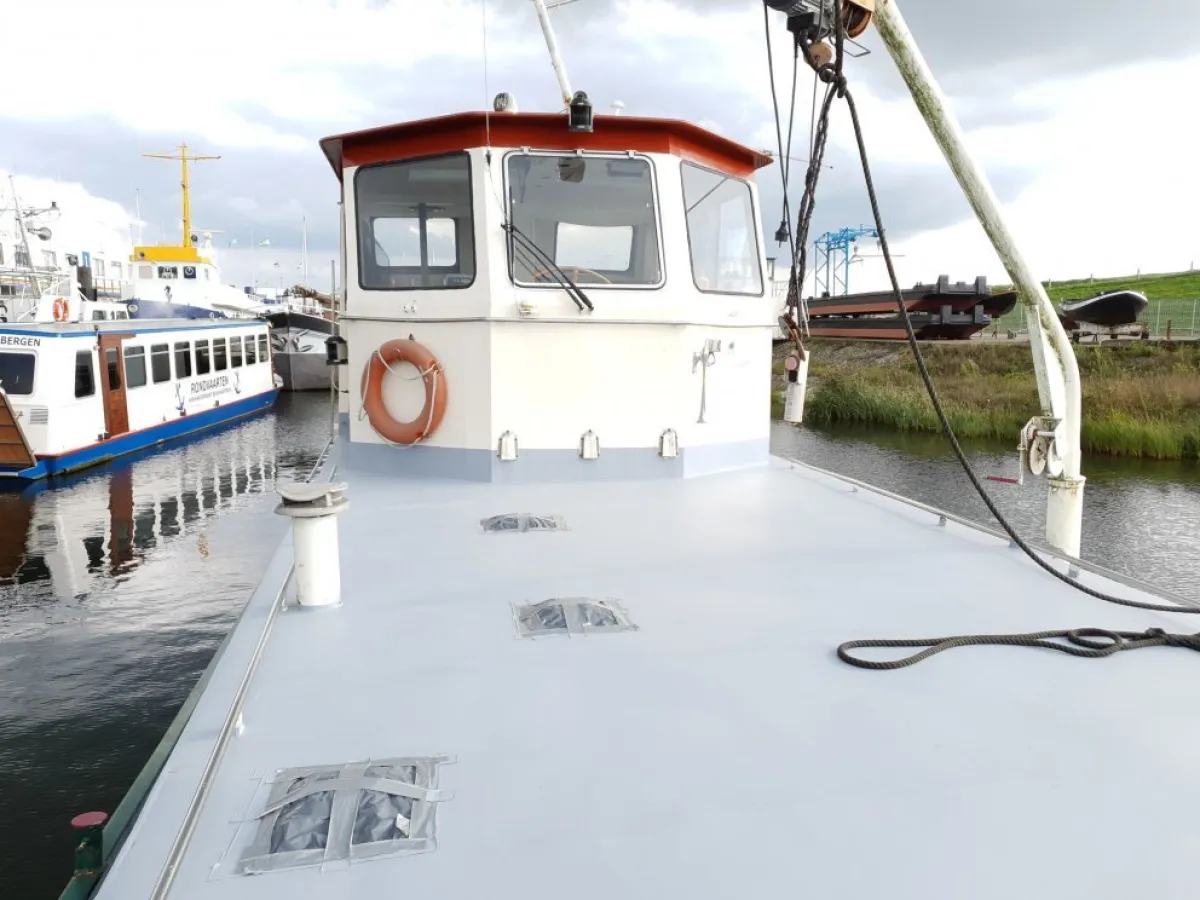 Steel Houseboat Tjalk Woonschip