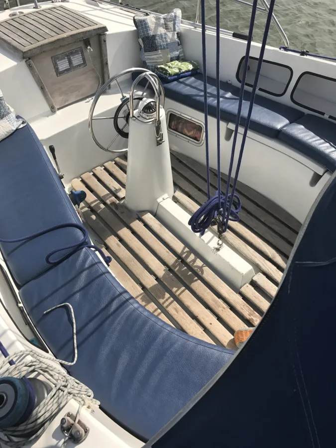 Polyester Sailboat Compromis 850 AK