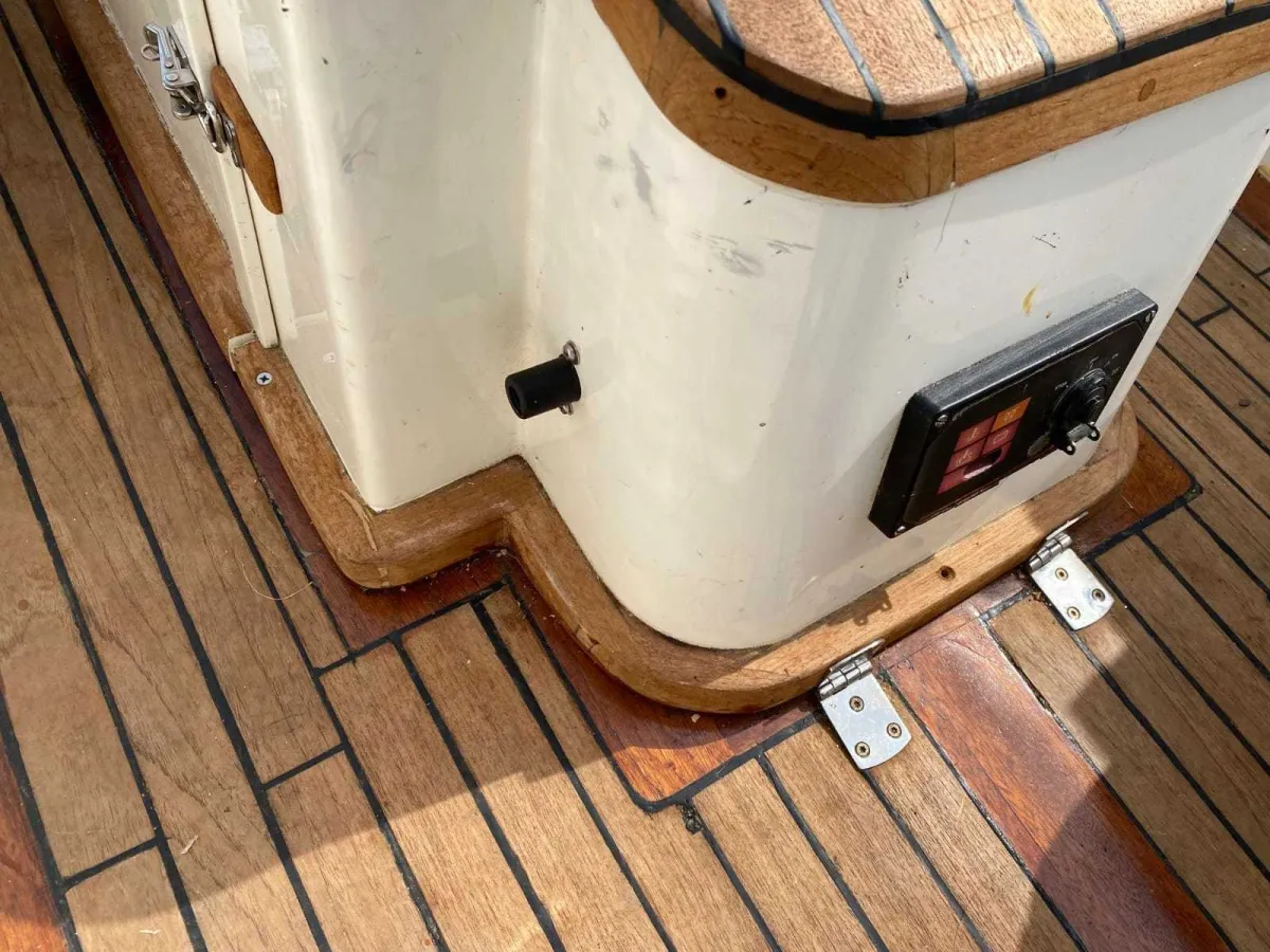 Polyester Sloop Maxima 550 Classic