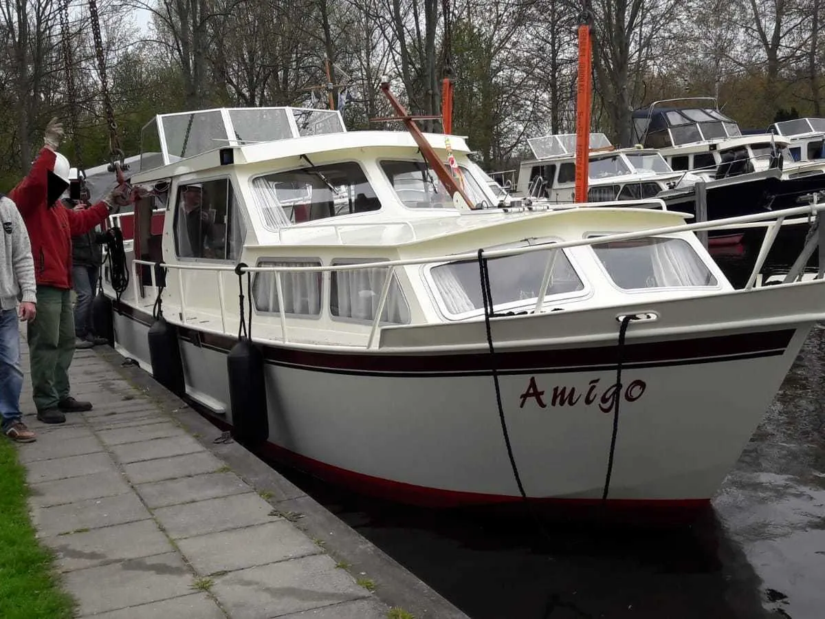 Steel Motorboat Hooveld Motorkruiser