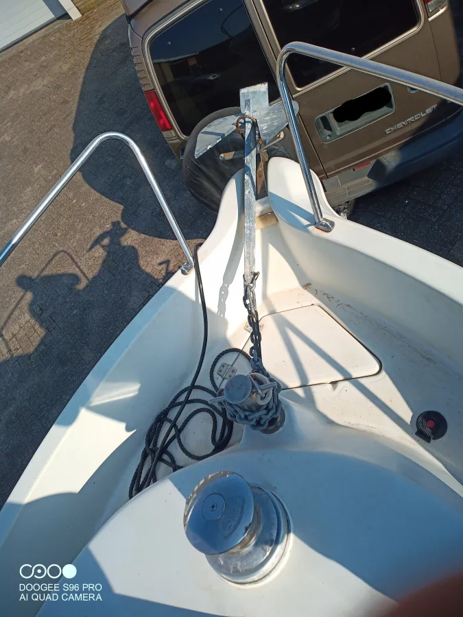 Polyester Motorboat Quicksilver 620