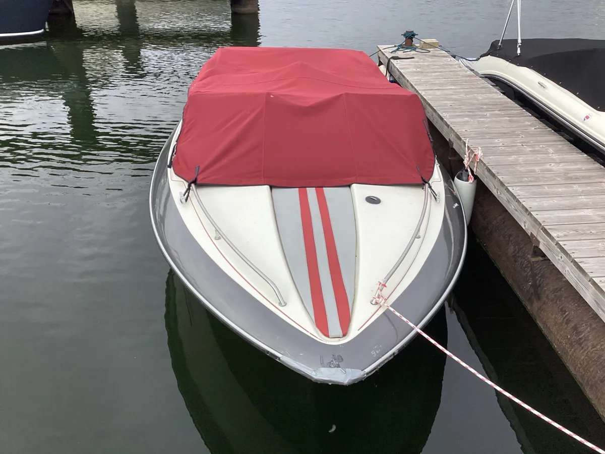 Polyester Speedboat Fletcher 600