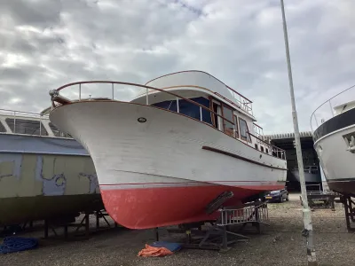 Polyester Motorboat Taiwan Trawler 1200 Photo 6