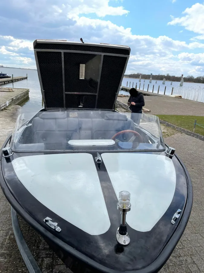 Polyester Speedboat Dowty Turbocraft 5.50