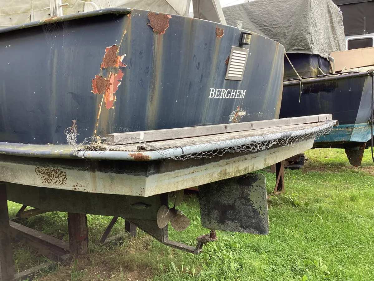 Steel Motorboat Cabin boat 700