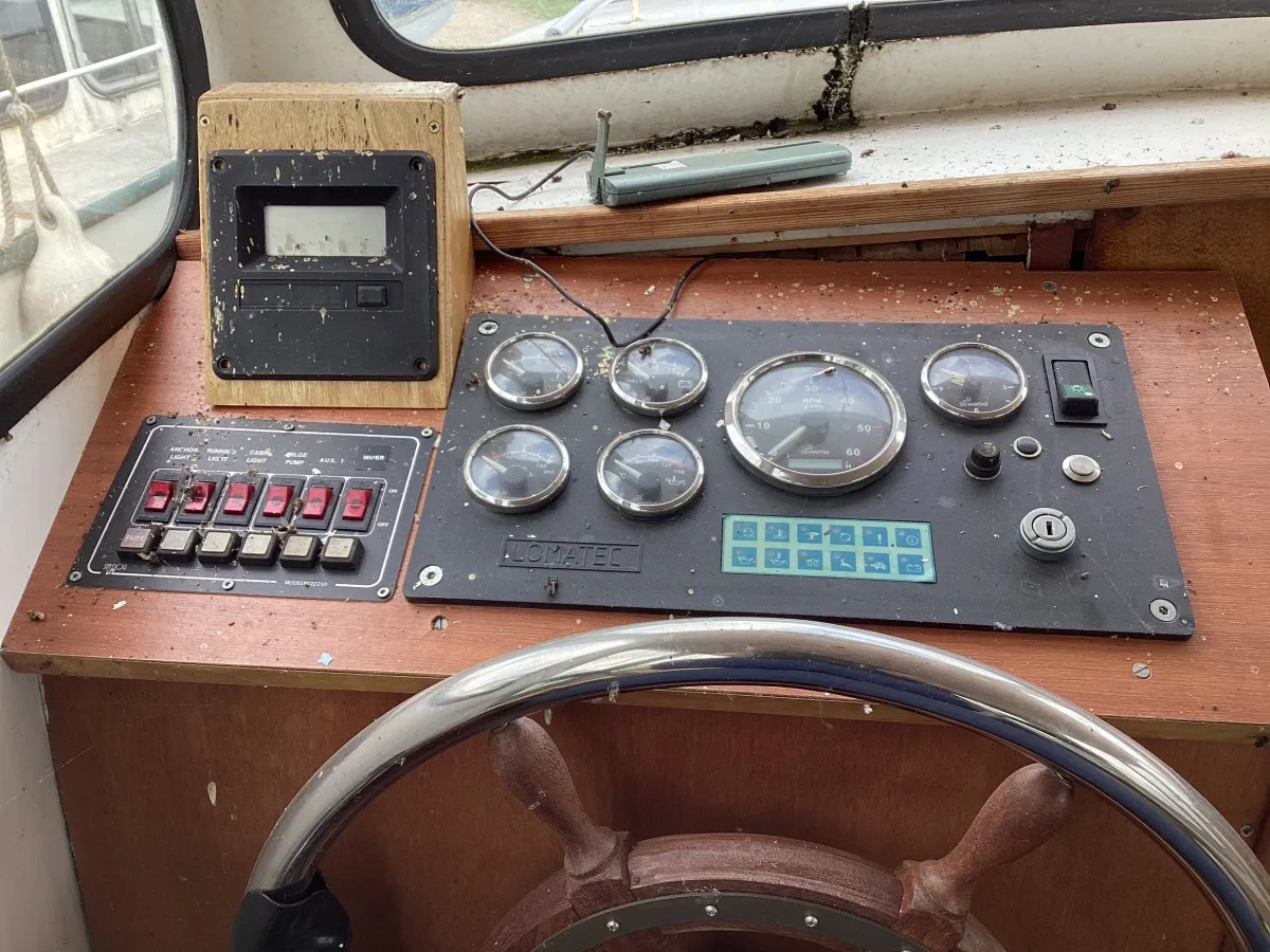 Steel Motorboat Cabin boat 700