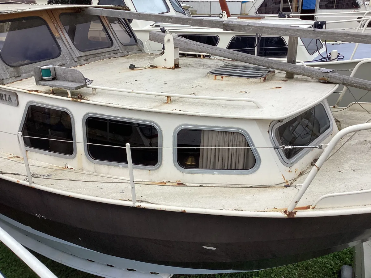 Steel Motorboat Cambria 1000