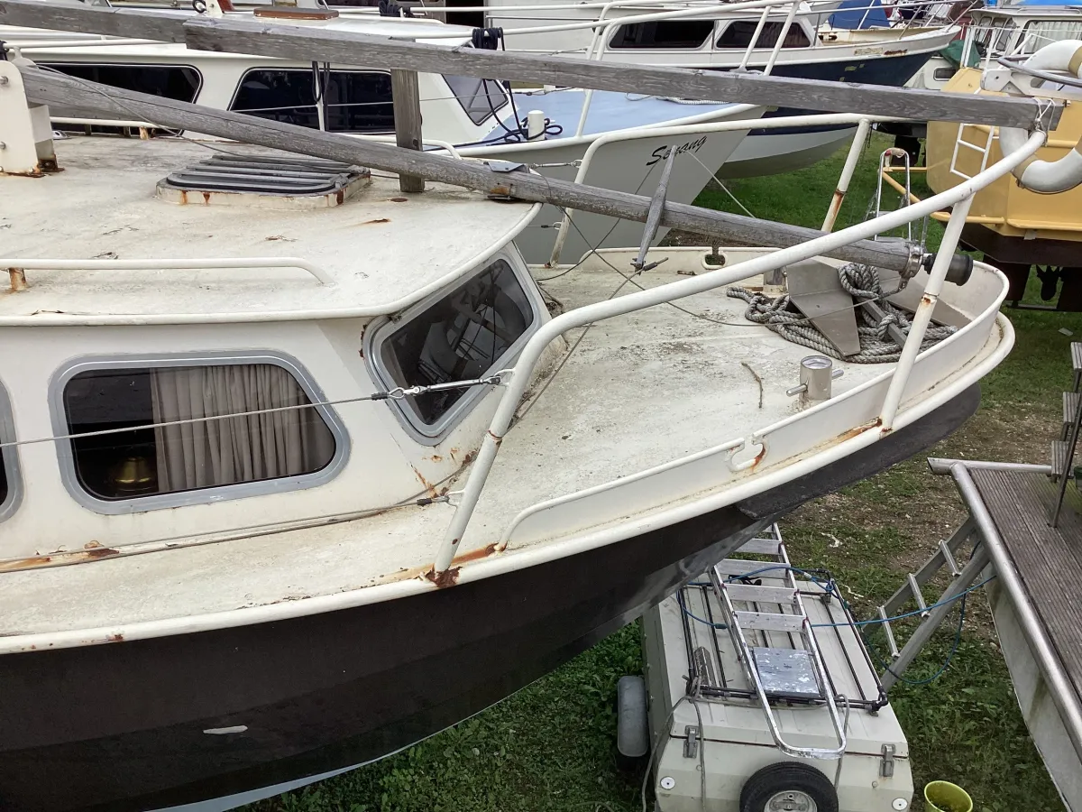 Steel Motorboat Cambria 1000