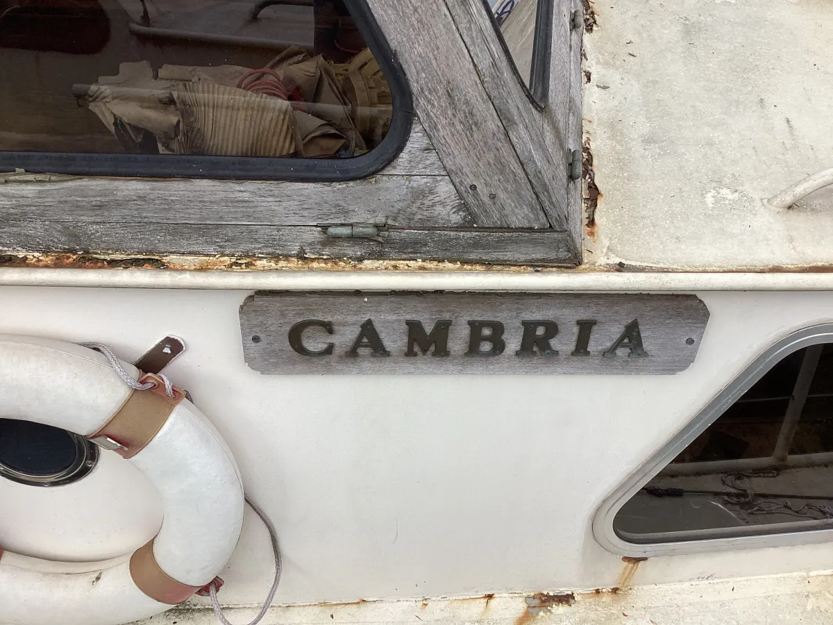 Steel Motorboat Cambria 1000