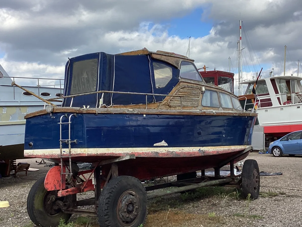 Bois Bateau à moteur Blankenese Kotter 760