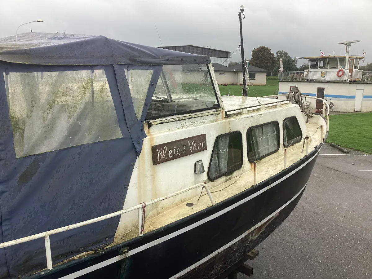 Steel Motorboat Doerak 700