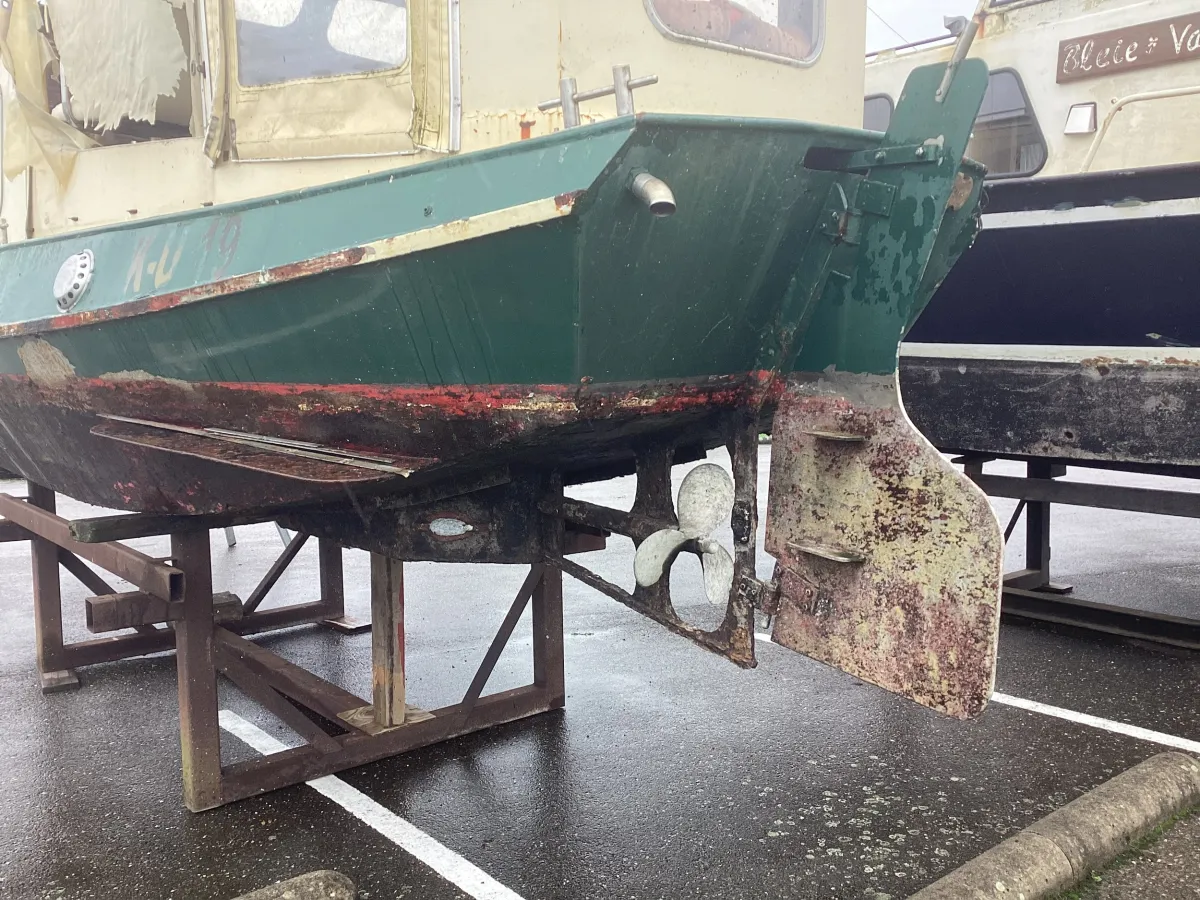 Steel Motorboat Zalmschouw 900