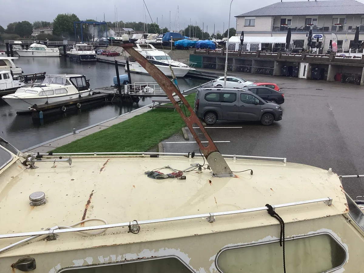 Steel Motorboat Zalmschouw 900