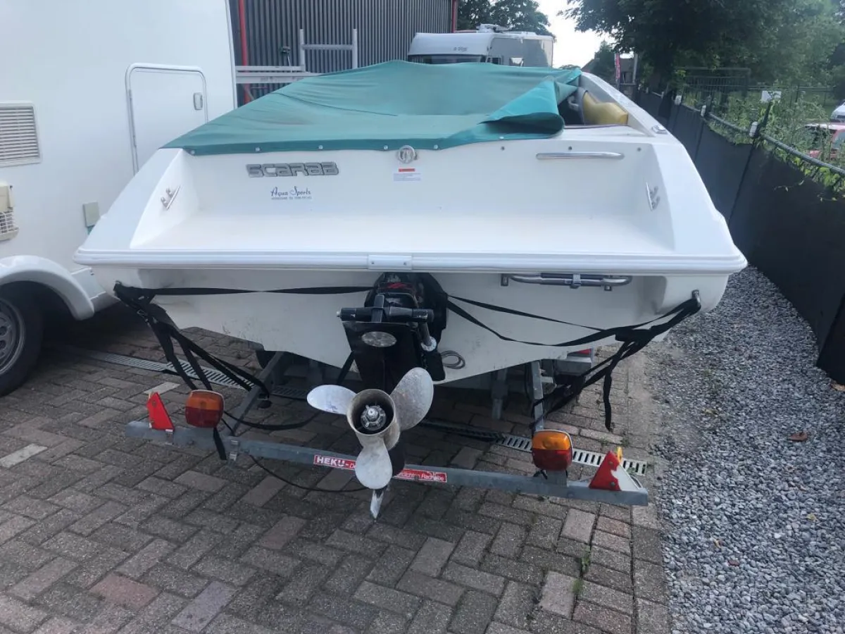 Polyester Speedboat Scarab 540