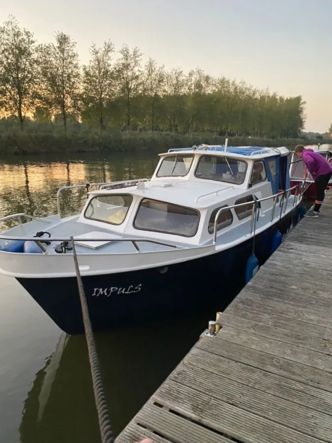 Steel Motorboat Cruiser 800