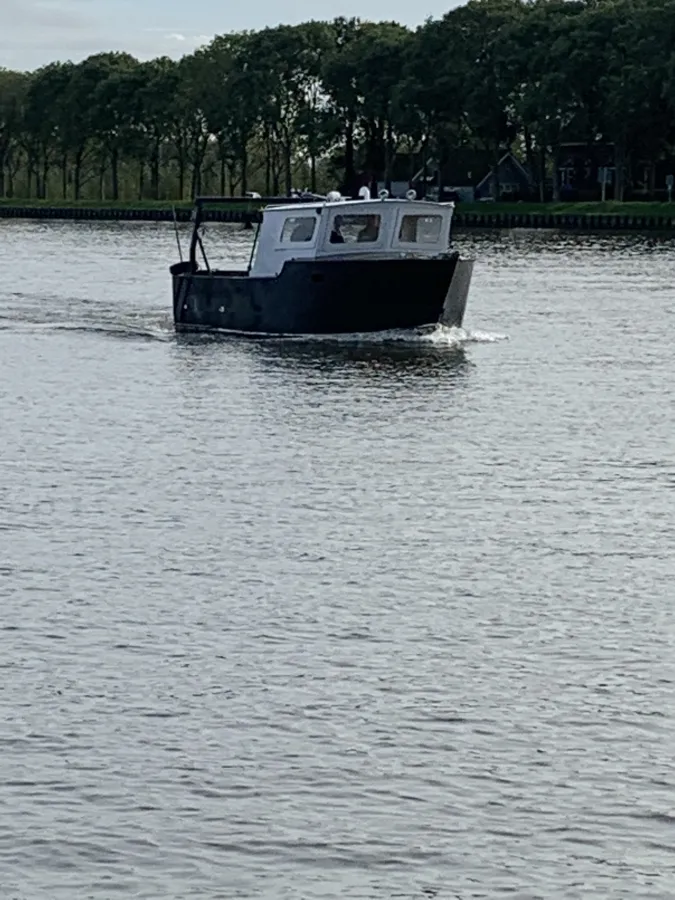 Steel Workboat Bakdekker Visboot