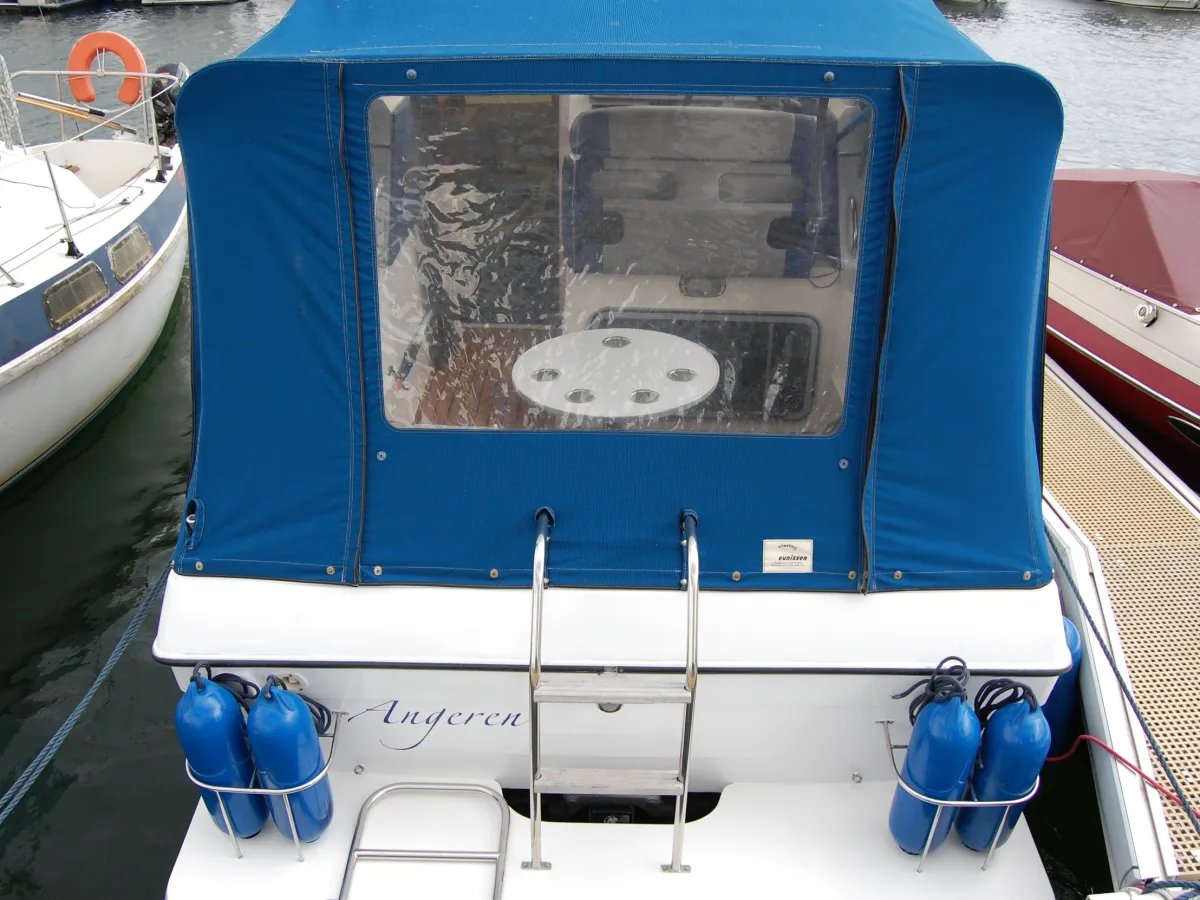 Polyester Motorboat International Speedcruiser