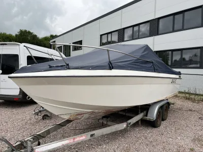 Polyester Speedboat Speedcruiser 700 Photo 2