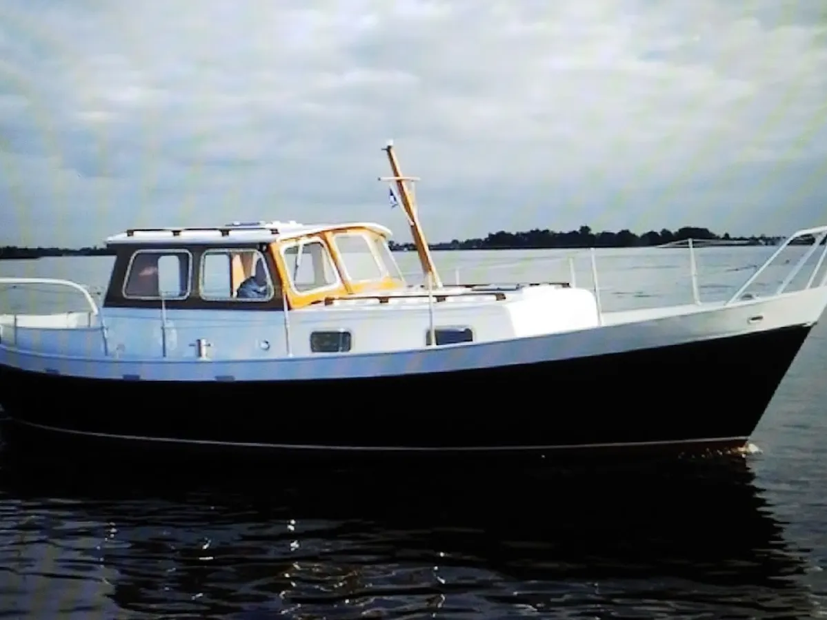 Steel Motorboat De Vries Lentsch 890