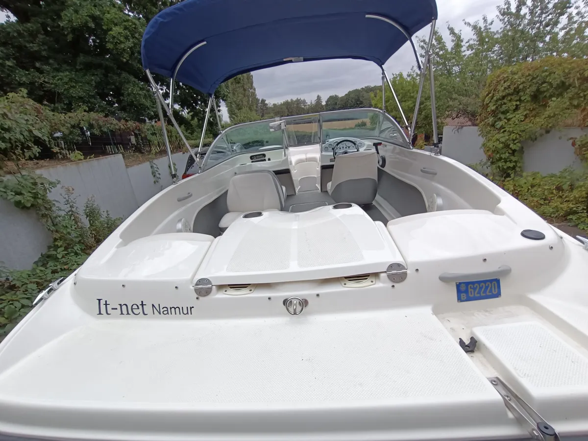 Polyester Speedboat Bayliner 111 GT