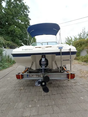 Polyester Speedboat Bayliner 111 GT Photo 23