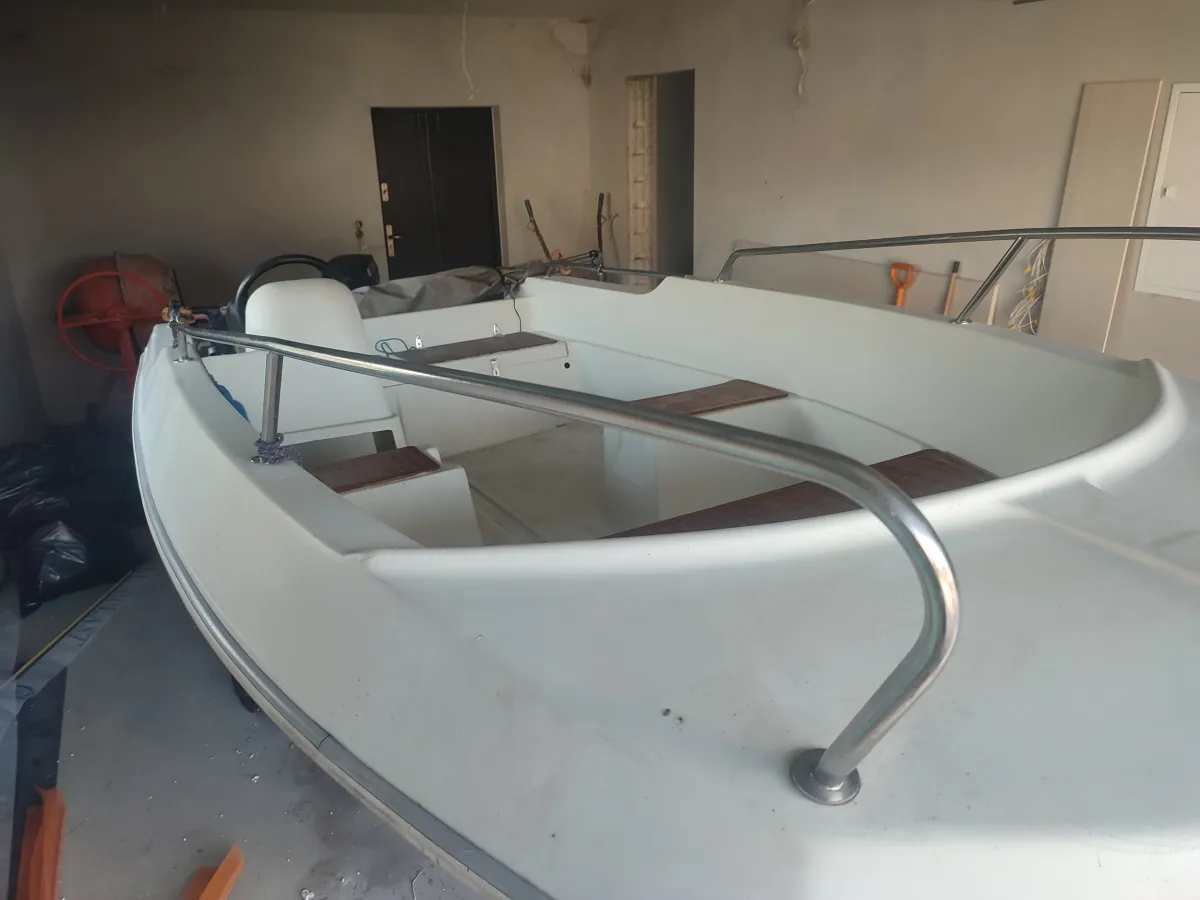 Polyester Console boat Galia 420