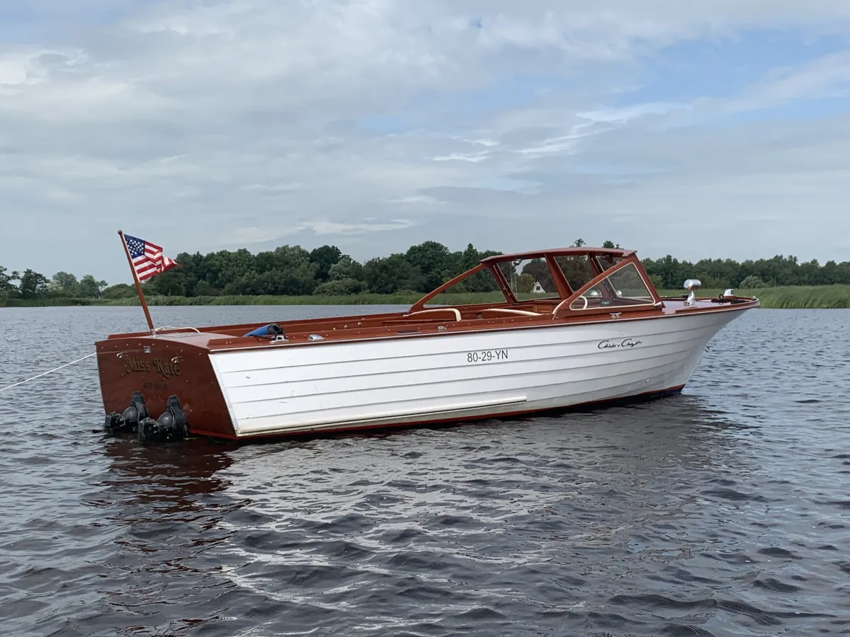 Wood Speedboat Chris Craft 25