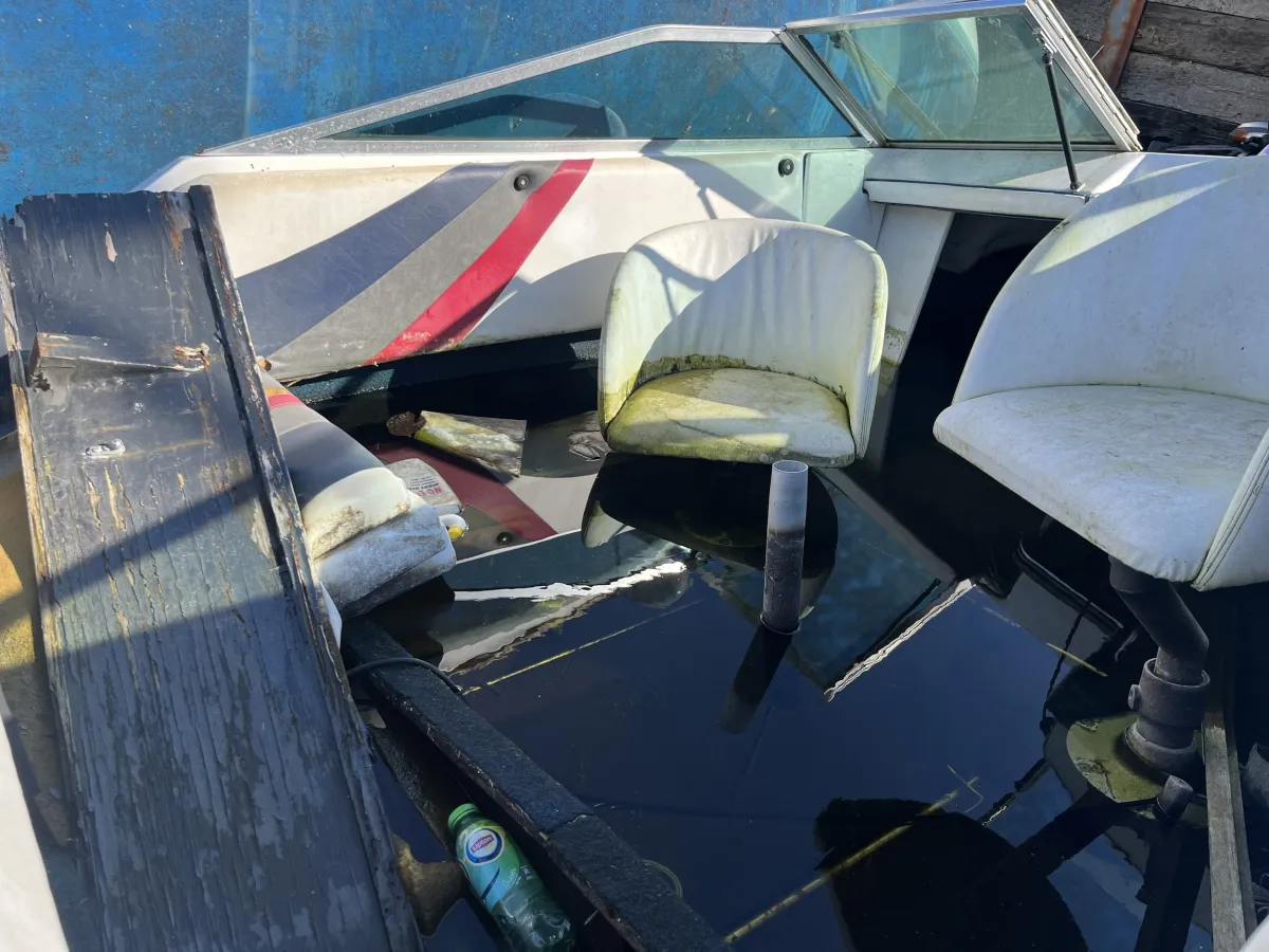 Polyester Budgetboat Navara 600