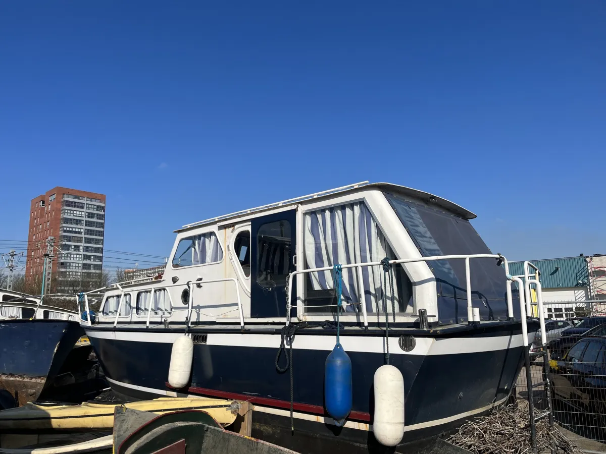 Steel Budgetboat Motorboat 850