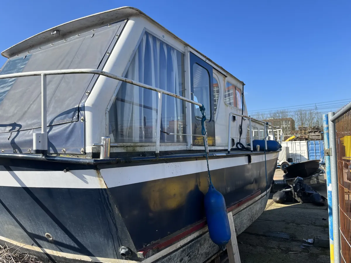 Steel Budgetboat Motorboat 850