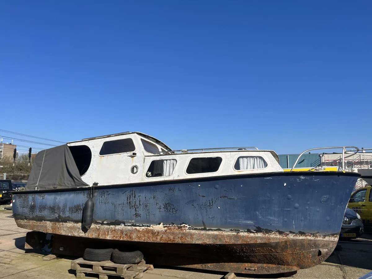 Steel Budgetboat Motor cruiser 700