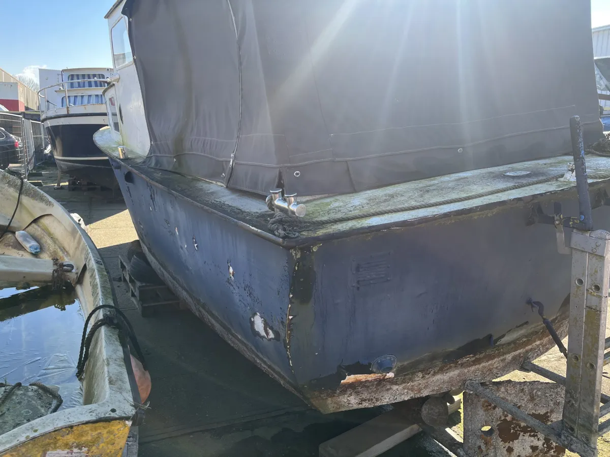 Steel Budgetboat Motor cruiser 700