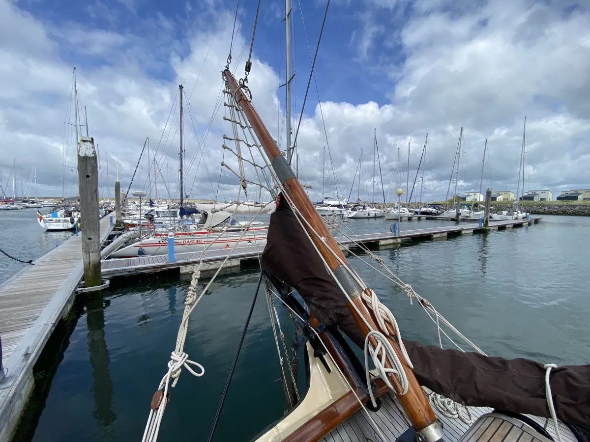 Steel Sailboat Flat-bottomed boat Skutsje